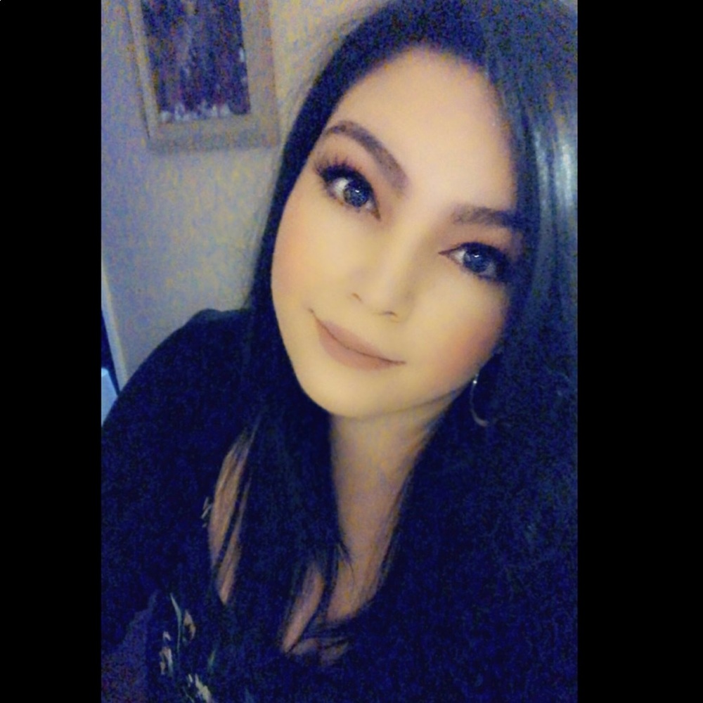 Meet your Posher, Sierra